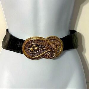 Vintage leather and brass fabulous belt “ the leather shop”
